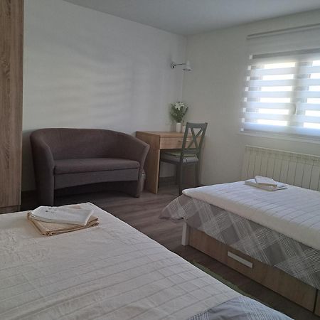 Apartman Luma Госпич Экстерьер фото